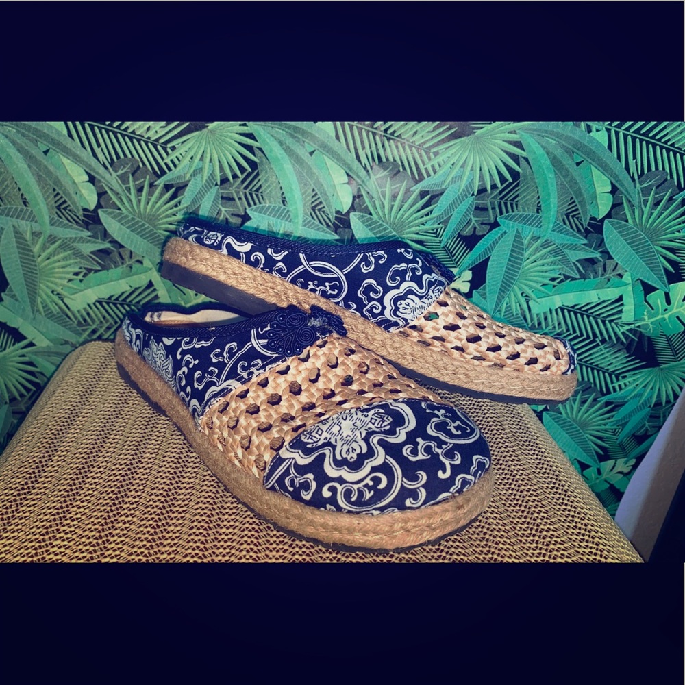 Used women’s clogs